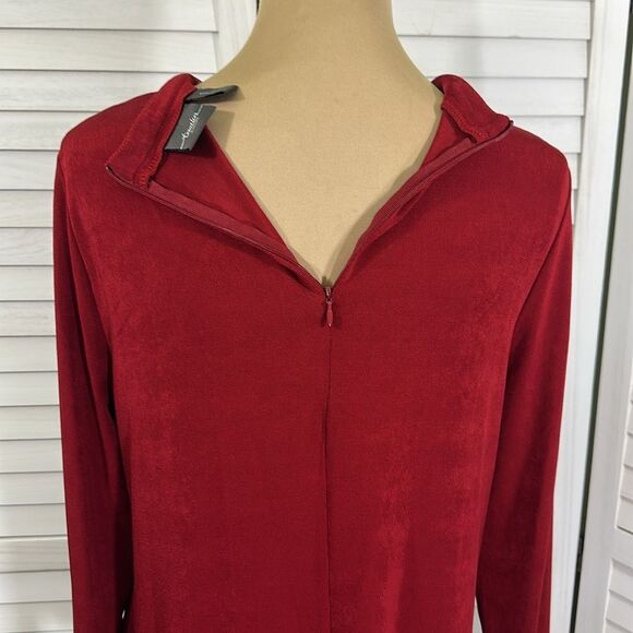 Travelers By Chico's Top Size 1 (8) Emerald Red NWOT - Picture 10 of 16